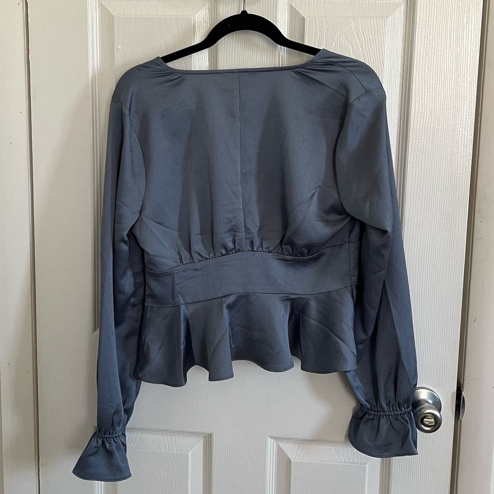 Express Blue Blouse - Picture 2 of 3